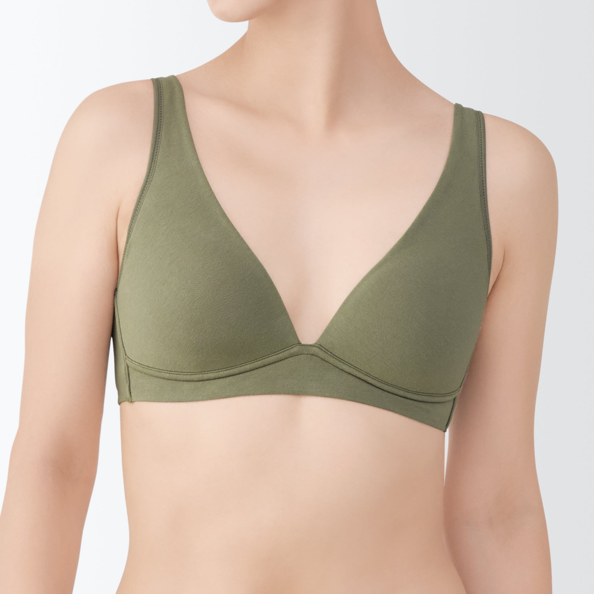 Wireless Plunge Bra - Image 13