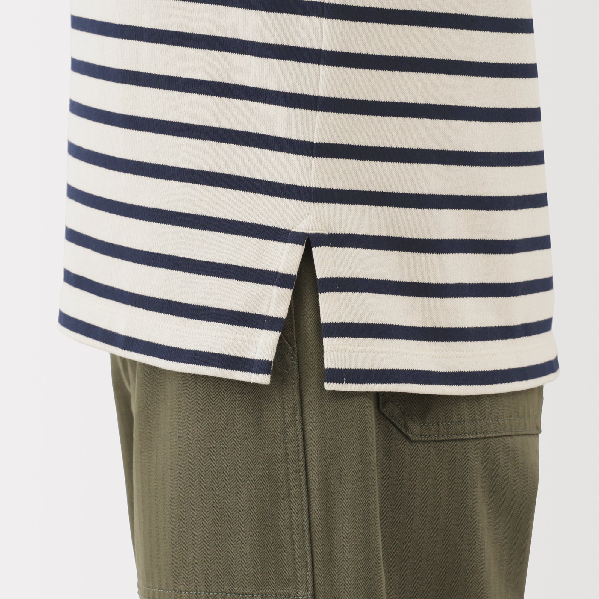 Heavyweight Boat Neck T-Shirt - Image 16