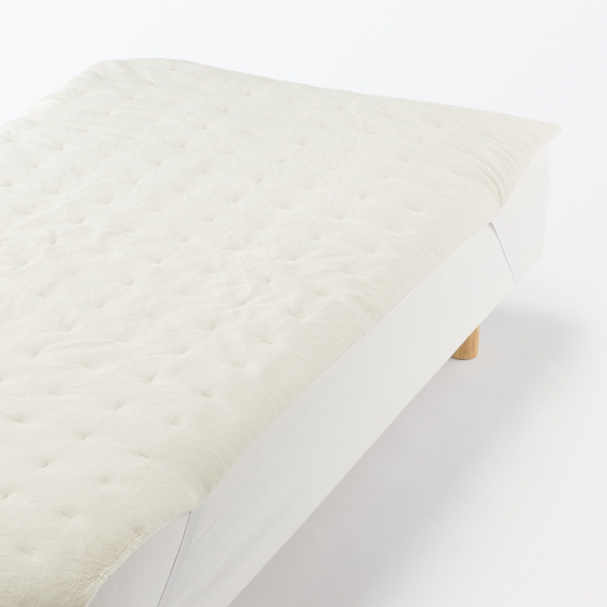 Recycled Polyester Quilted Bed Pad - Single - Image 5