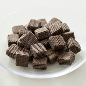 Small Cocoa Wafers with Vanilla Cream