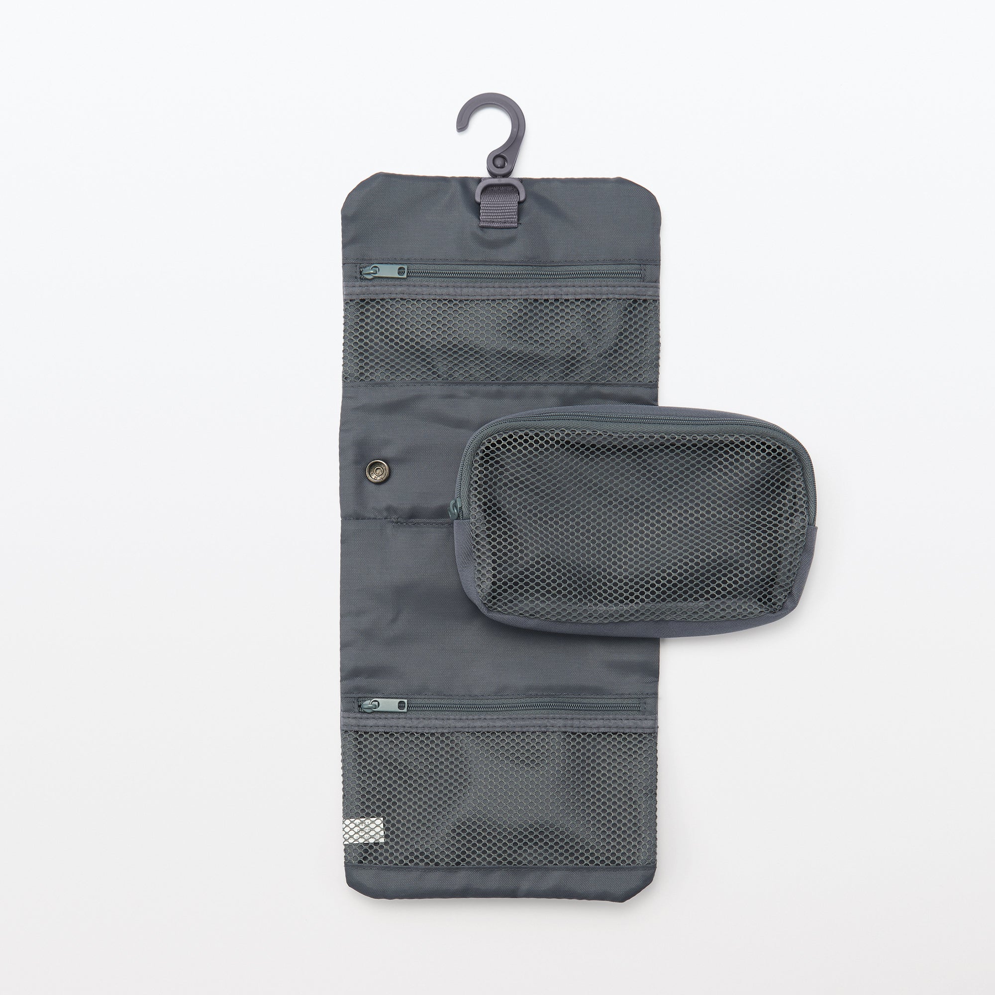 Hanging Case with Pouch - Image 19