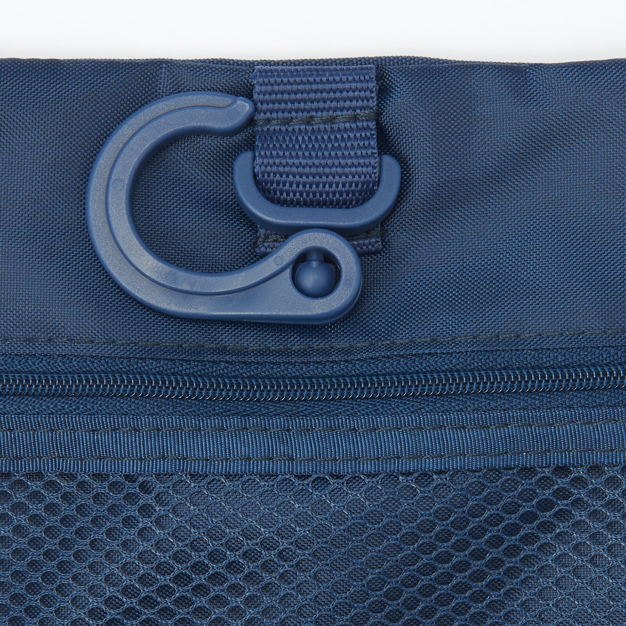 Hanging Case with Pouch - Image 13