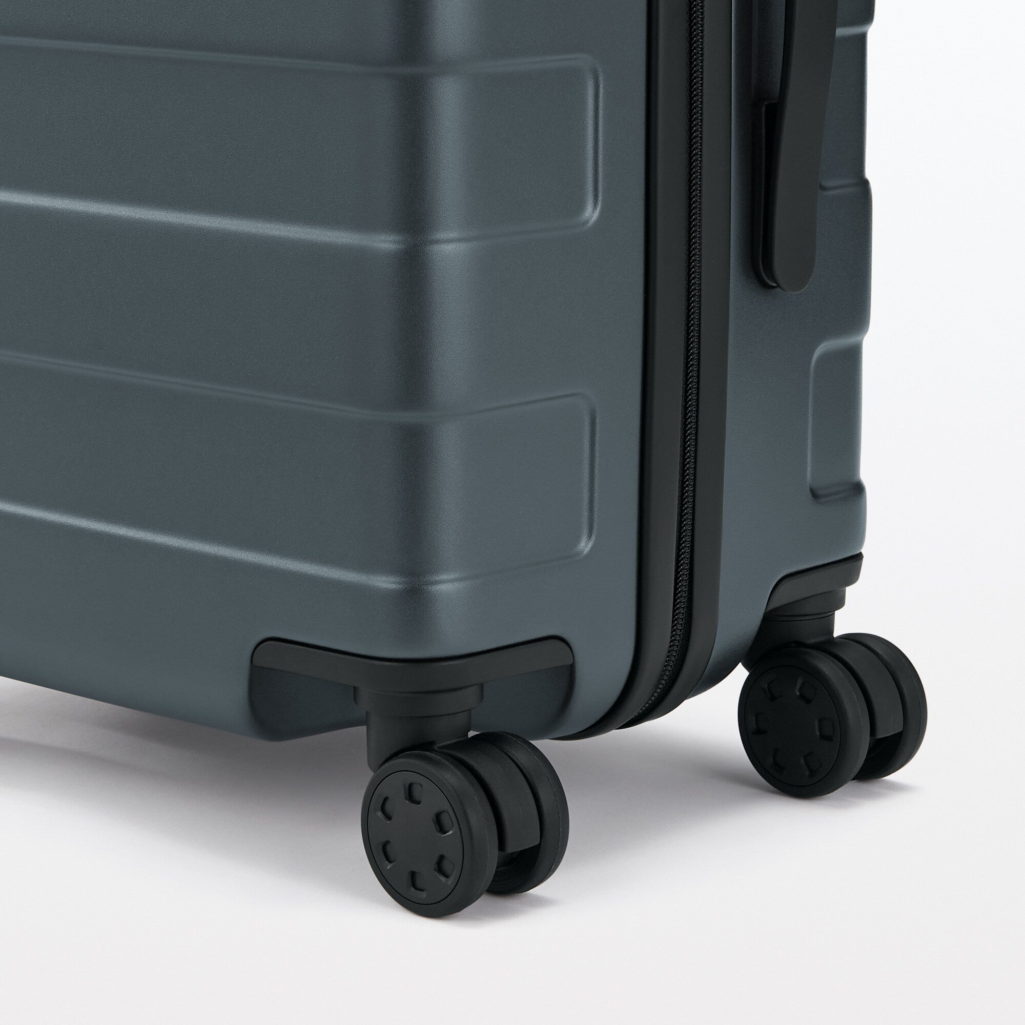 Adjustable Handle Hard Shell Suitcase 36L | Carry-On - Image 29