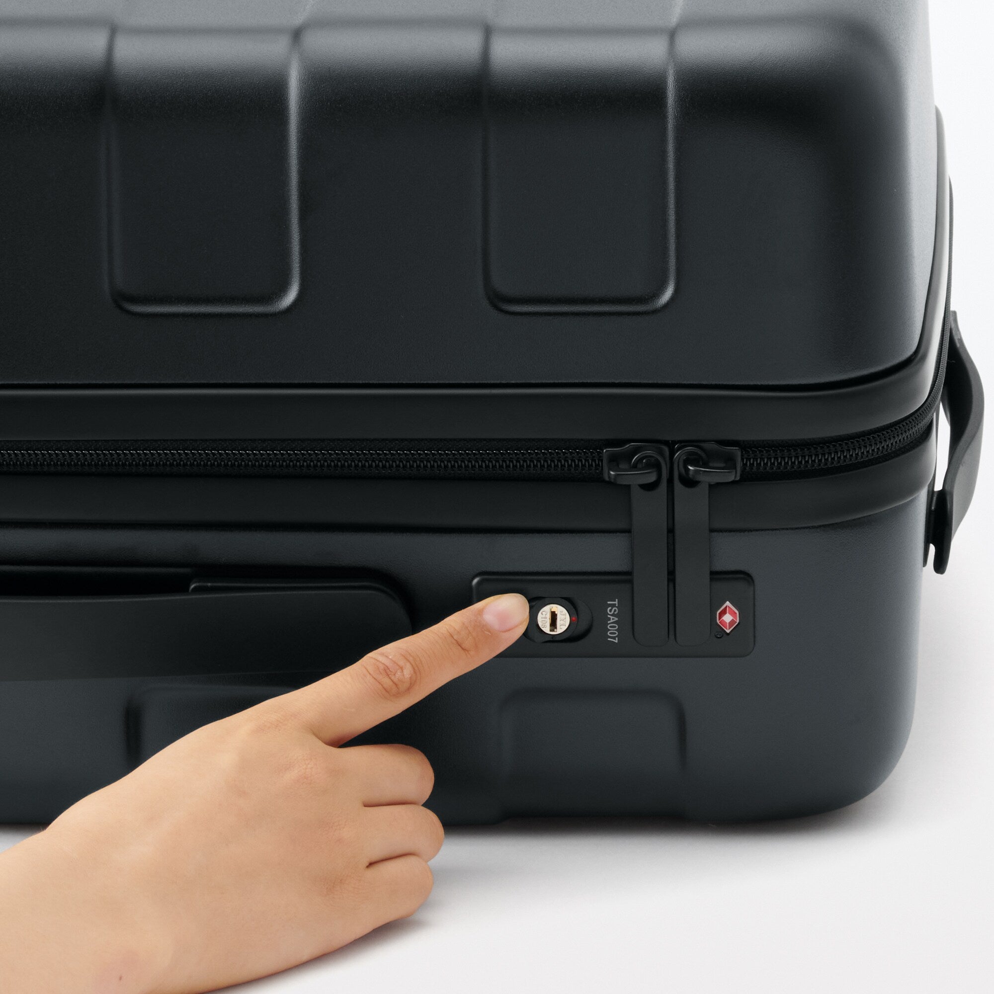 Adjustable Handle Hard Shell Suitcase 36L | Carry-On - Image 52