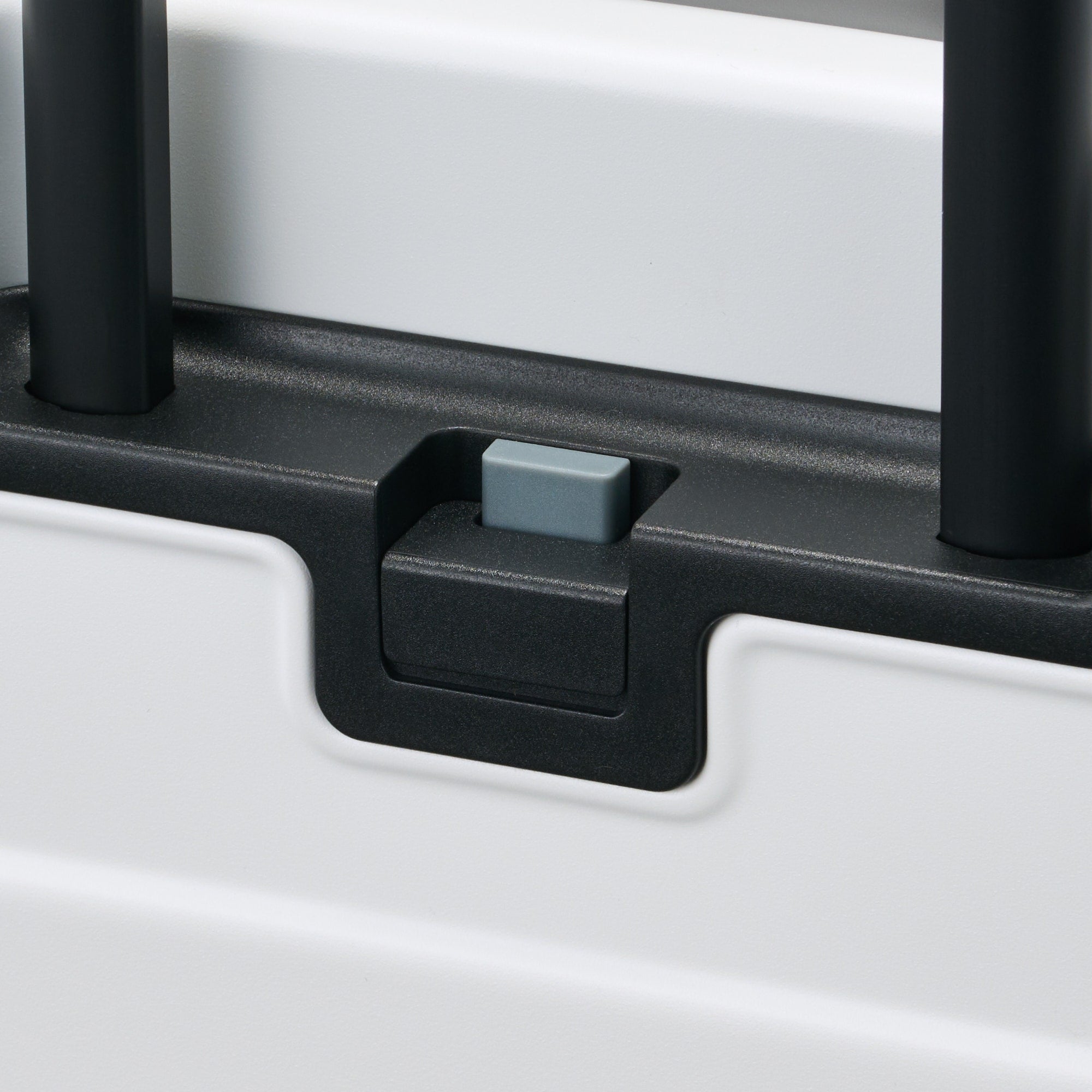 Adjustable Handle Hard Shell Suitcase 36L - White | Carry-On - Image 13