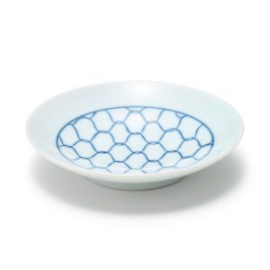 Hasami Ware Small Plate - Mesh Pattern