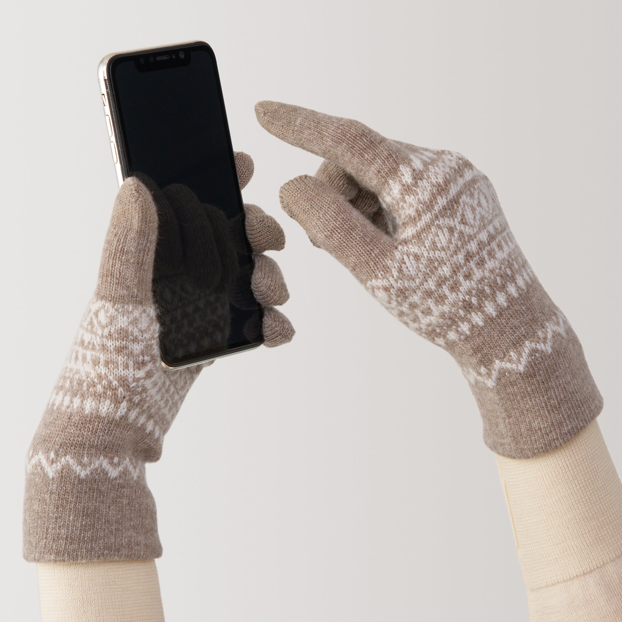 Wool Blend Patterned Touchscreen Gloves
