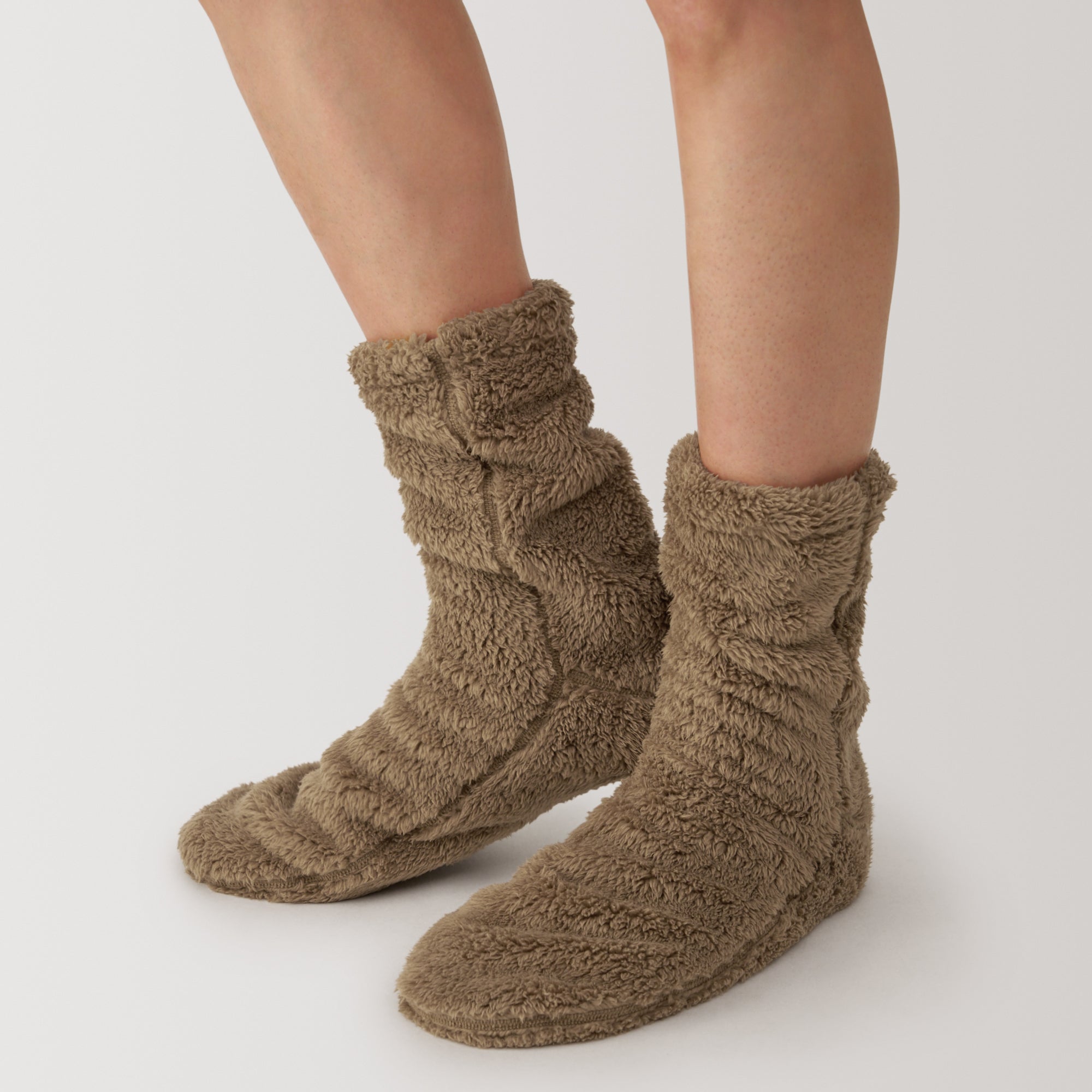 Right Angle Boa Fleece Cozy Socks - Image 11