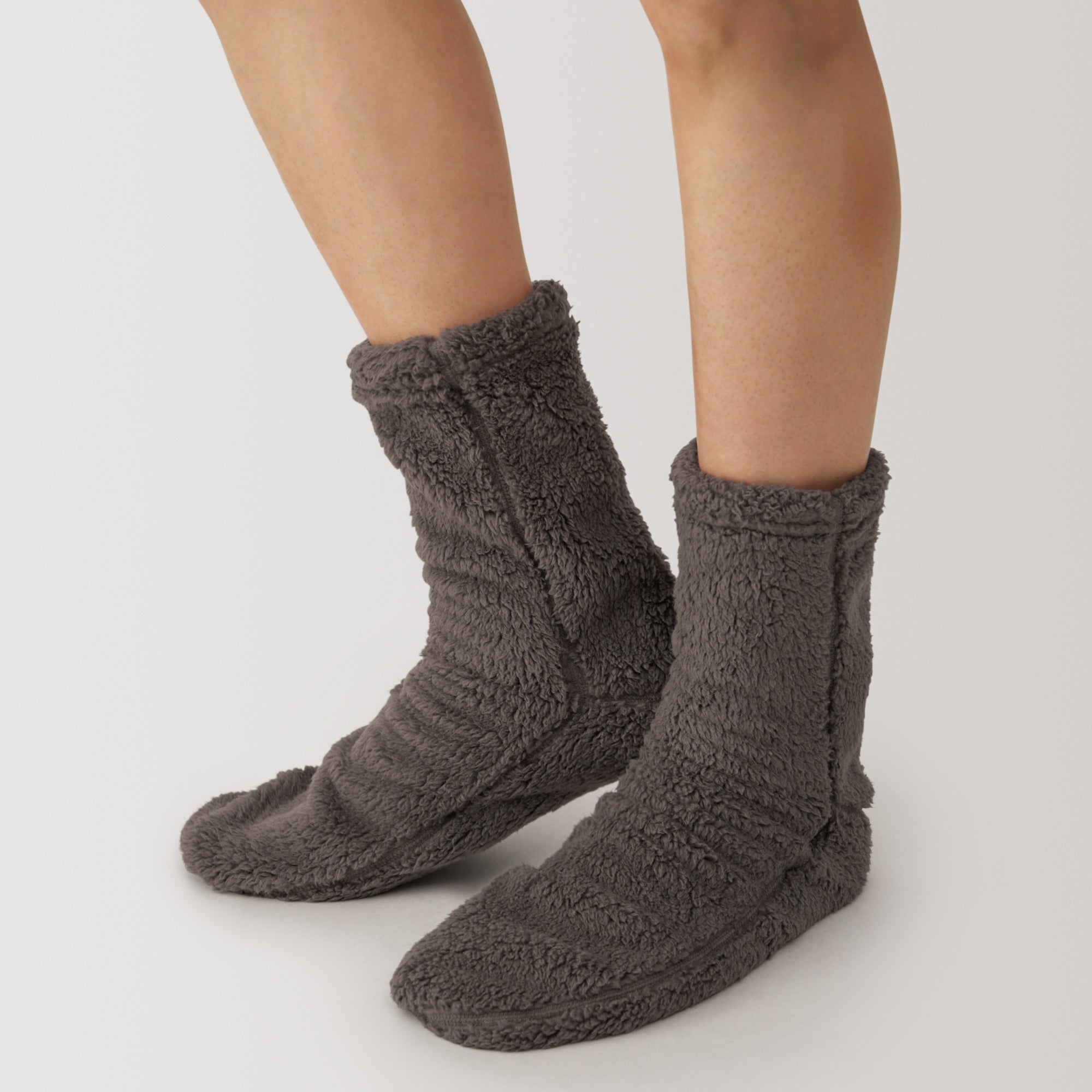 Right Angle Boa Fleece Cozy Socks - Image 19