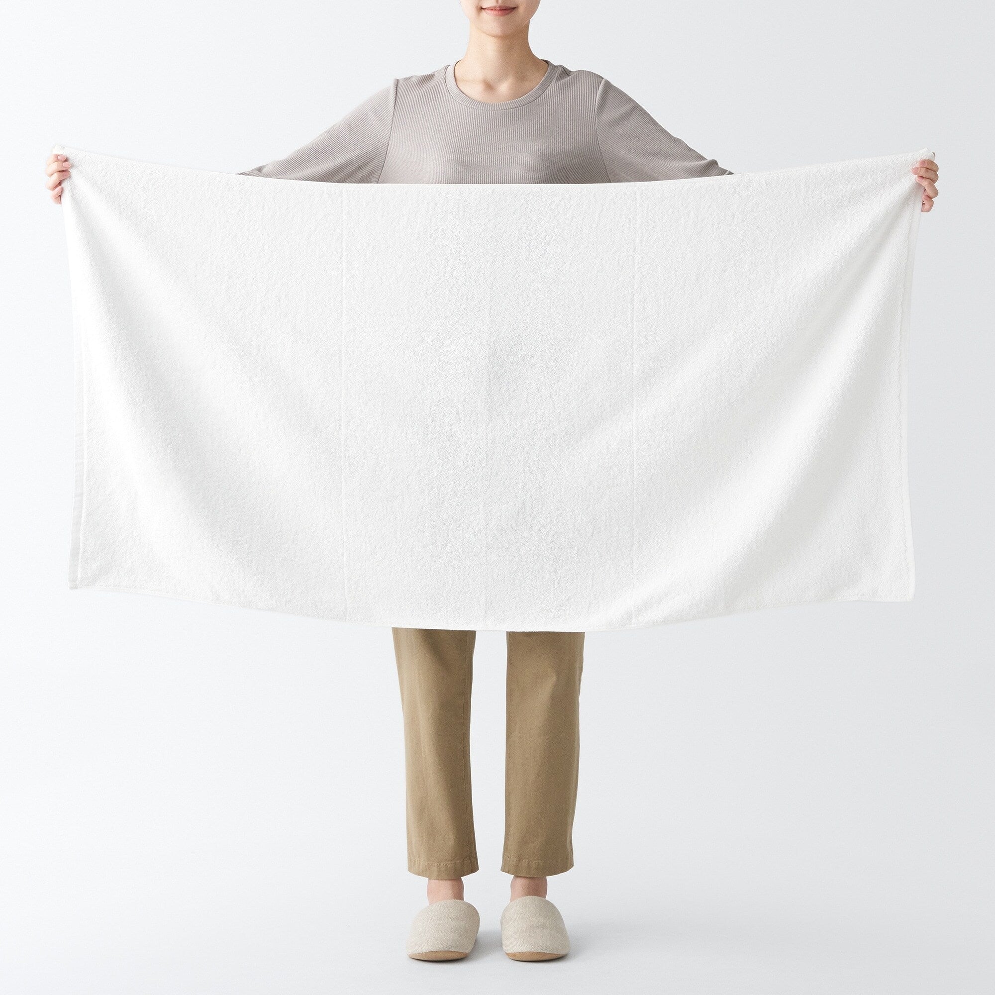 Soft Thin Large Bath Towel - Image 14
