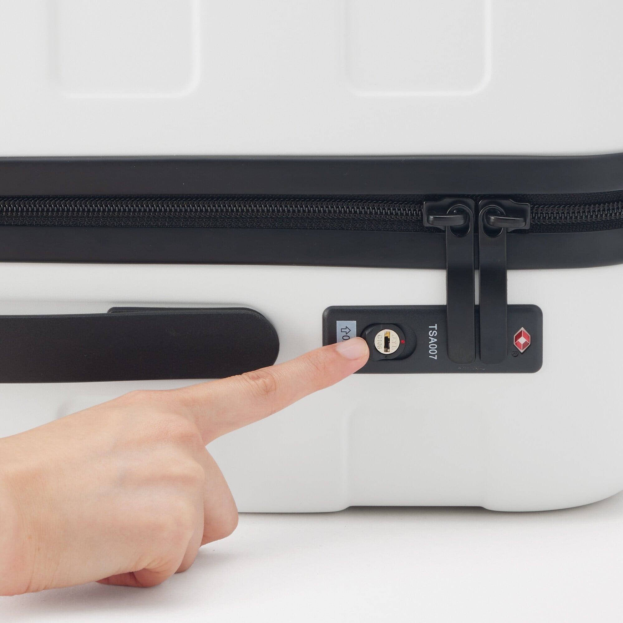 Adjustable Handle Hard Shell Suitcase 36L | Carry-On - Image 10