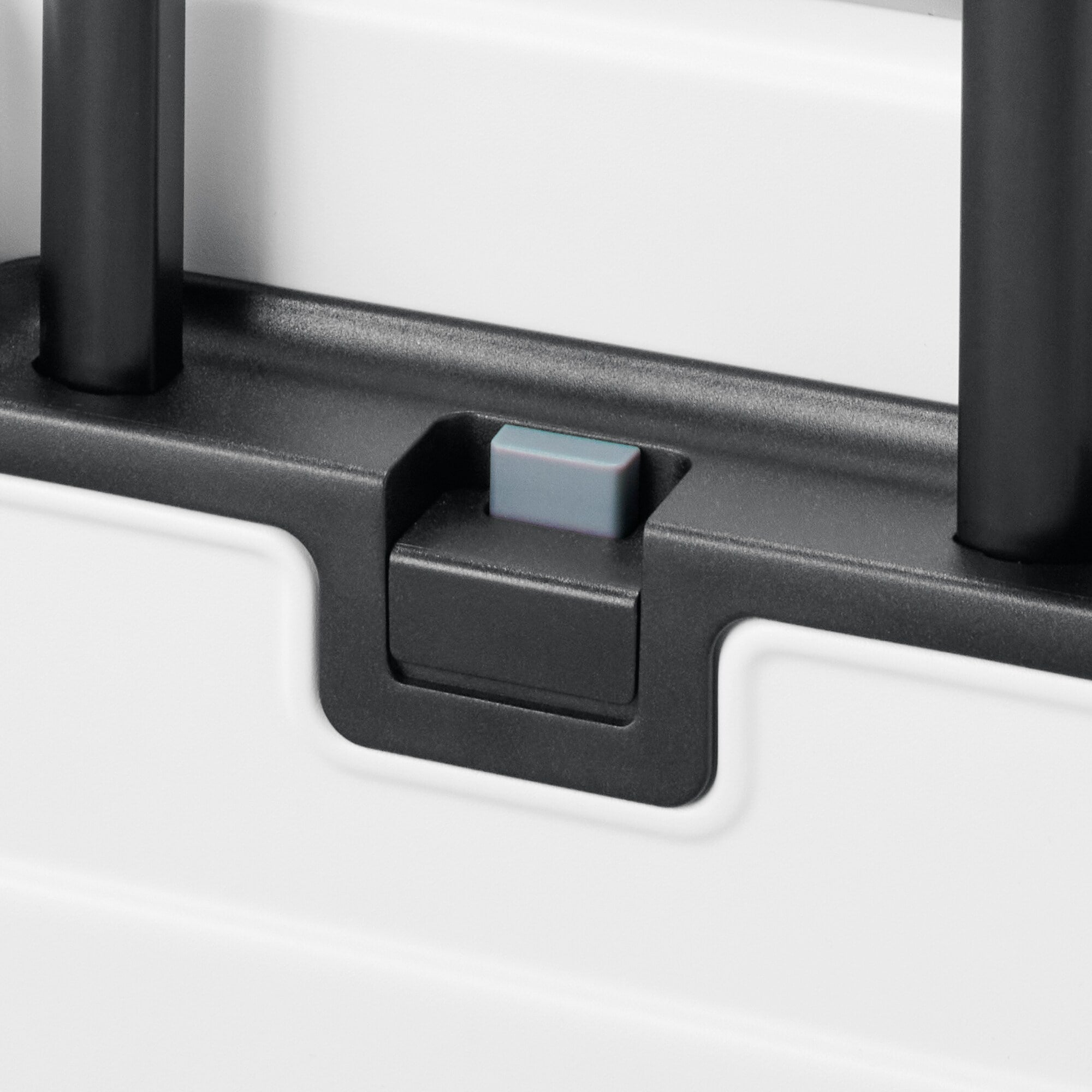 Adjustable Handle Hard Shell Suitcase 36L | Carry-On - Image 13