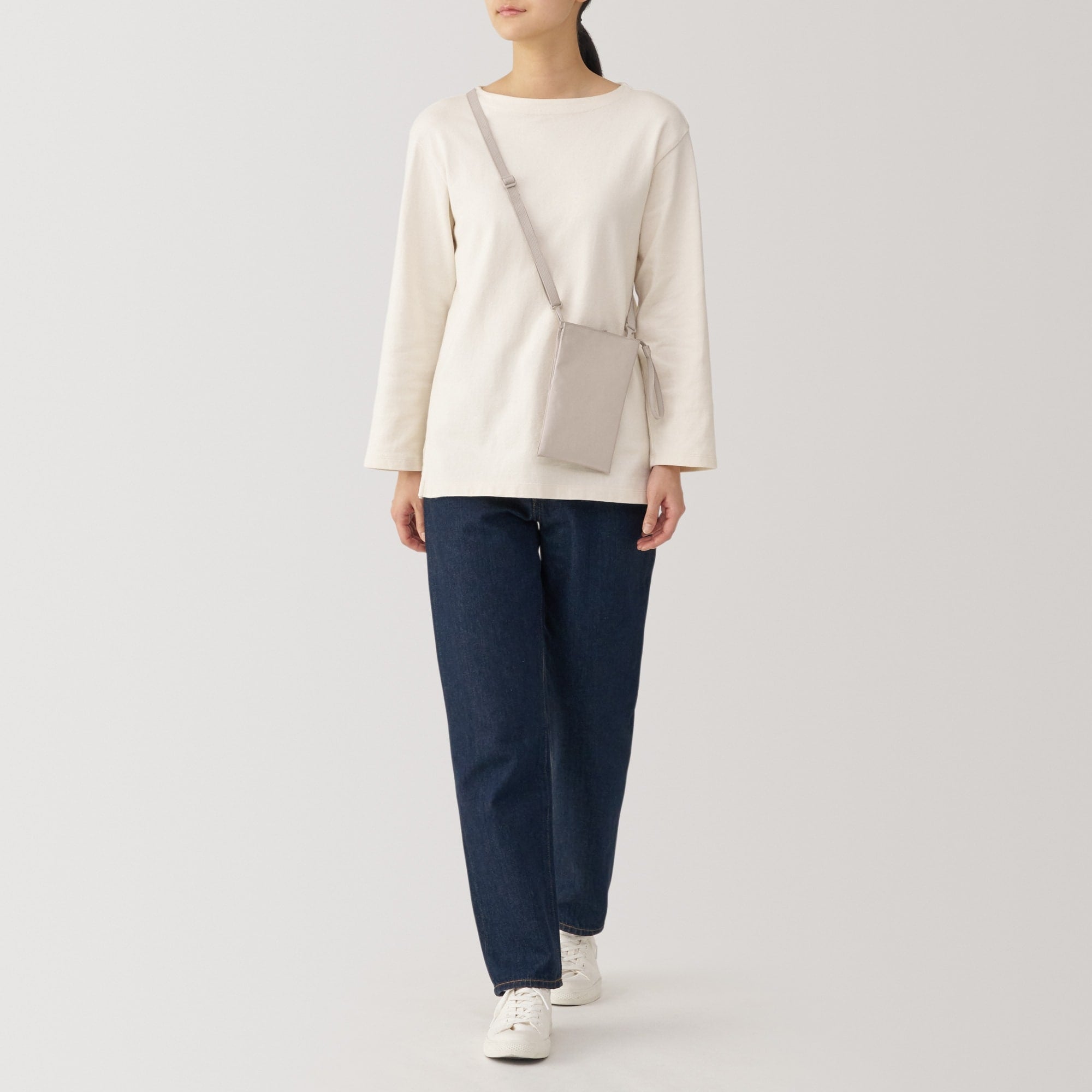 Water Repellent 2-Way Mini Sacoche