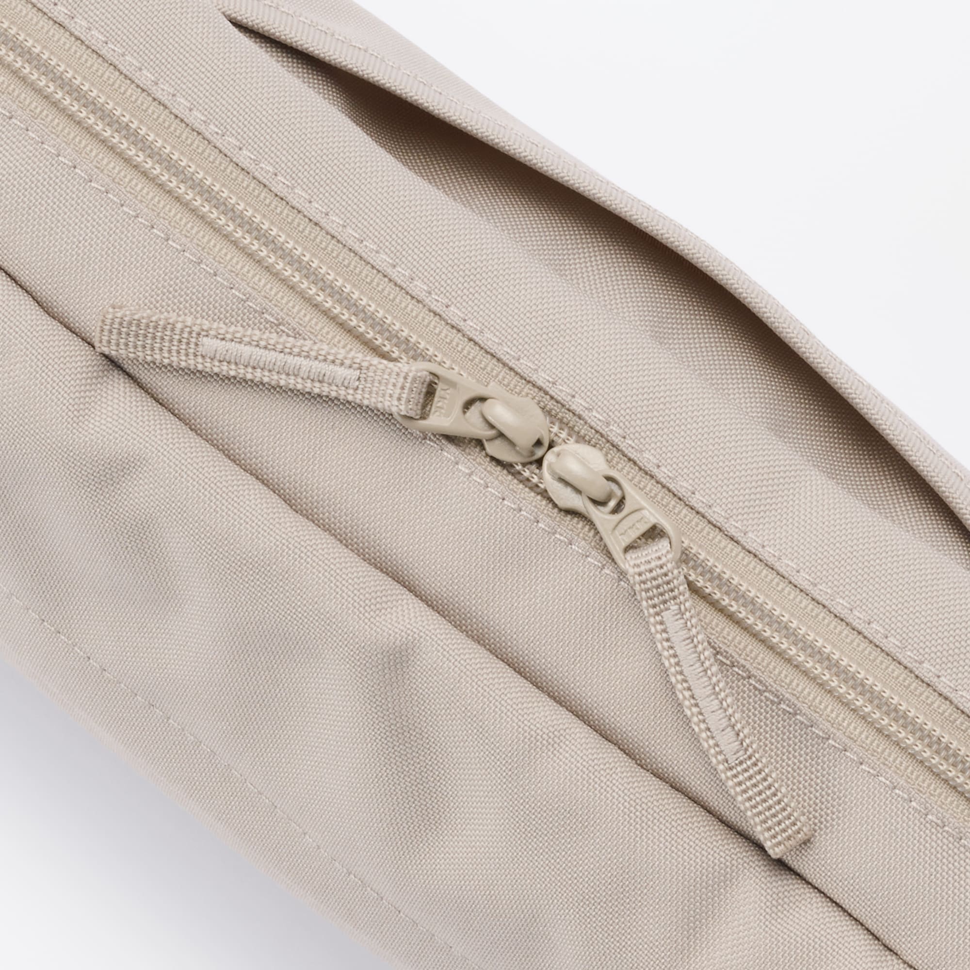Water Repellent Shoulder Bag - Image 36