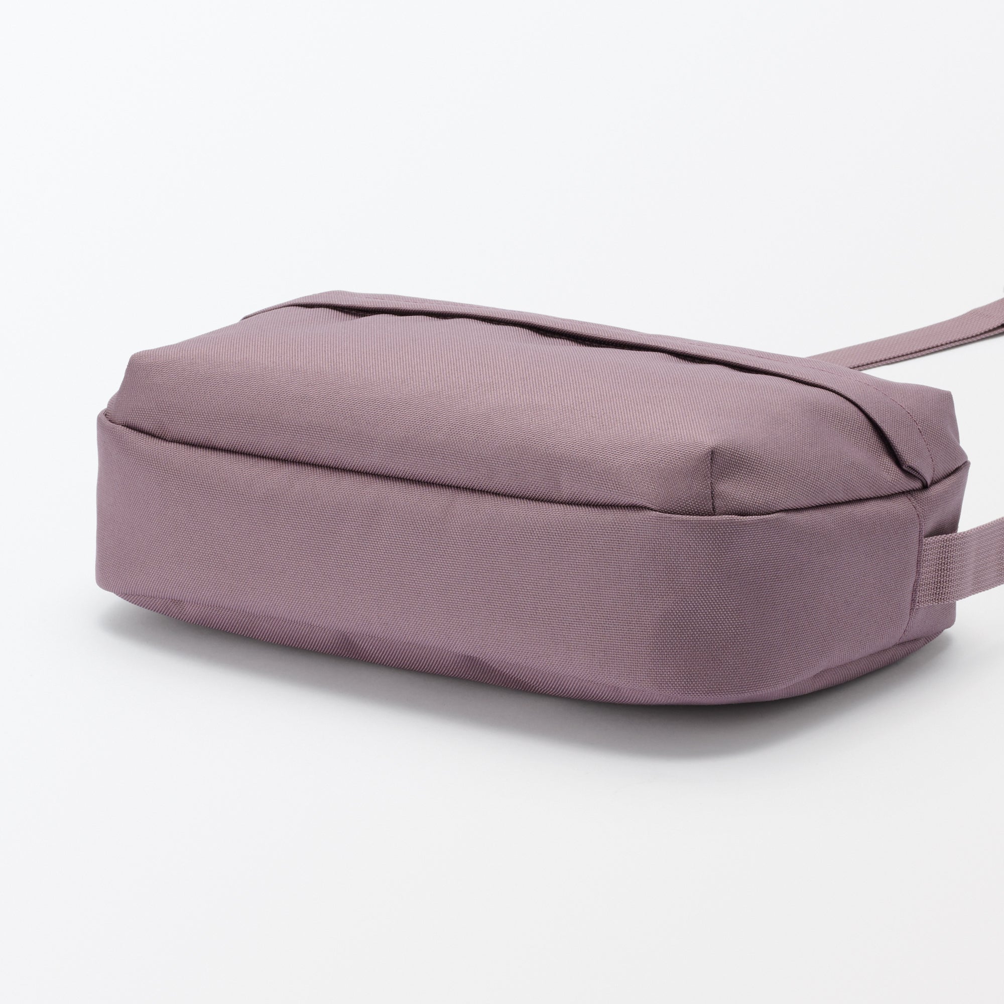 Water Repellent Shoulder Bag - Image 47